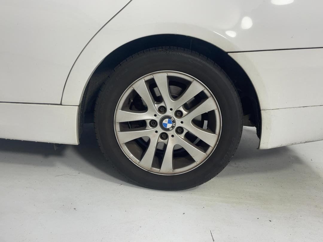 Photo '11' of BMW 3 Series