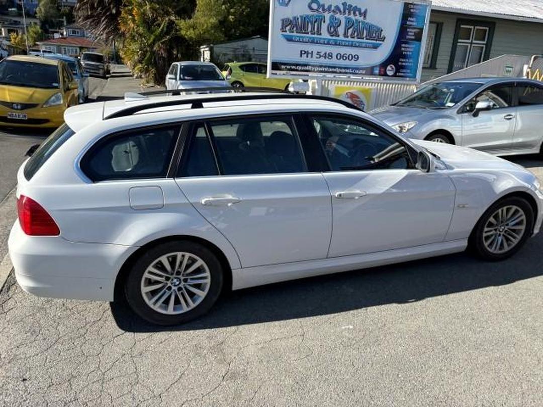 Photo '2' of BMW 3 Series 325I Touring Photo '2' of BMW 3 Series 325I Touring