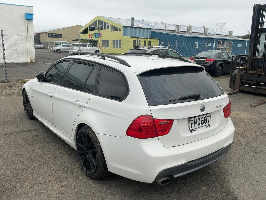 Photo '5' of BMW 3 Series 320I Touring