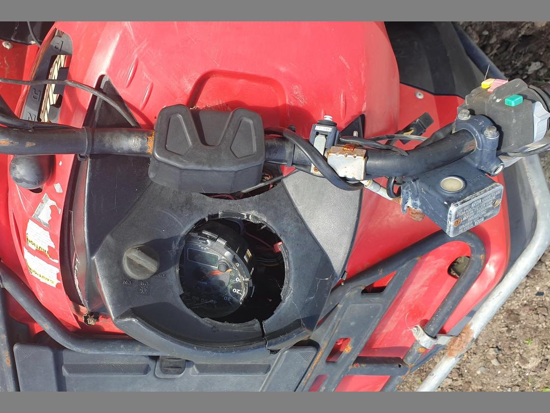 Photo '6' of Can-Am Outlander