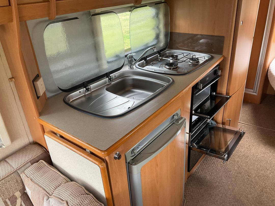 Photo '28' of COMPASS RAMBLER Caravan - Single