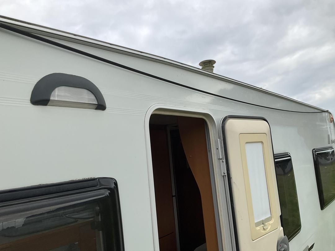 Photo '39' of COMPASS RAMBLER Caravan - Single