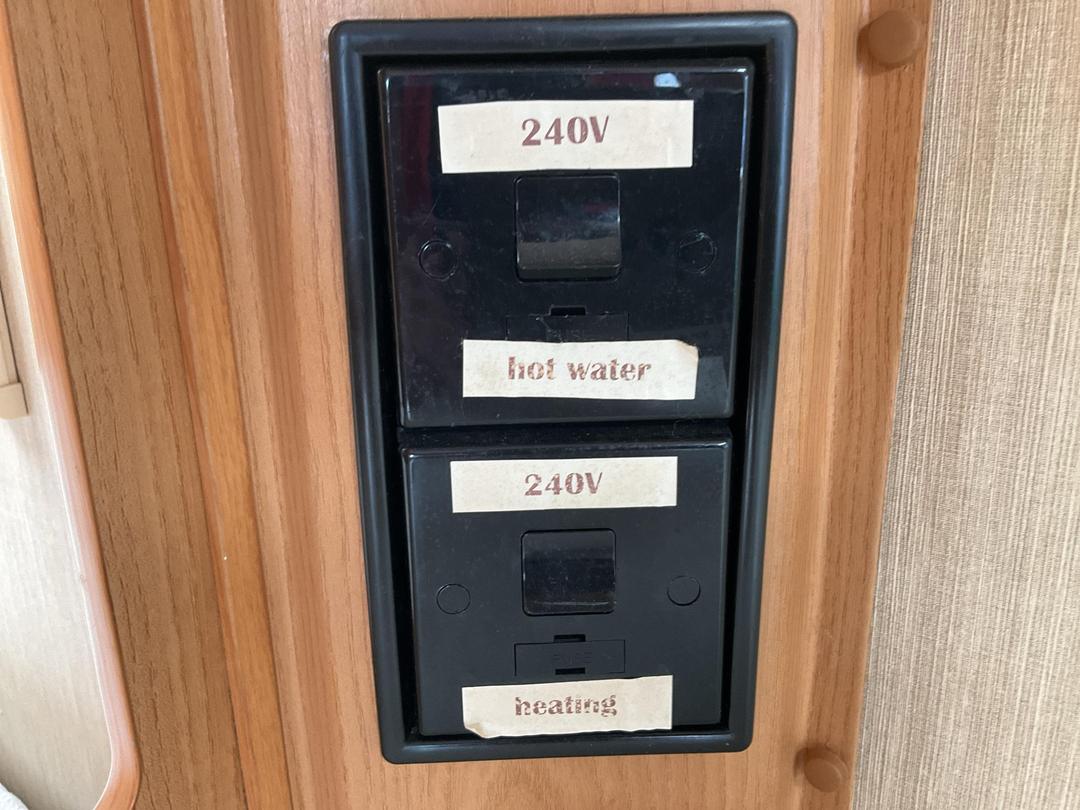 Photo '35' of COMPASS RAMBLER Caravan - Single