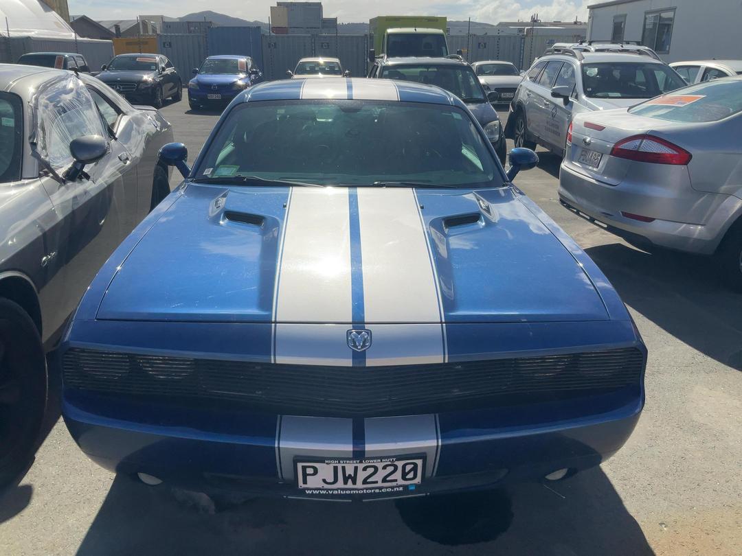 Photo '2' of Dodge Challenger R/T