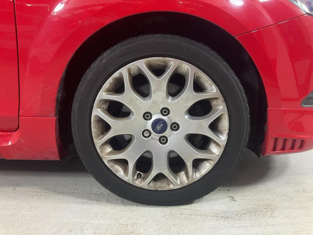 Photo '9' of Ford Focus