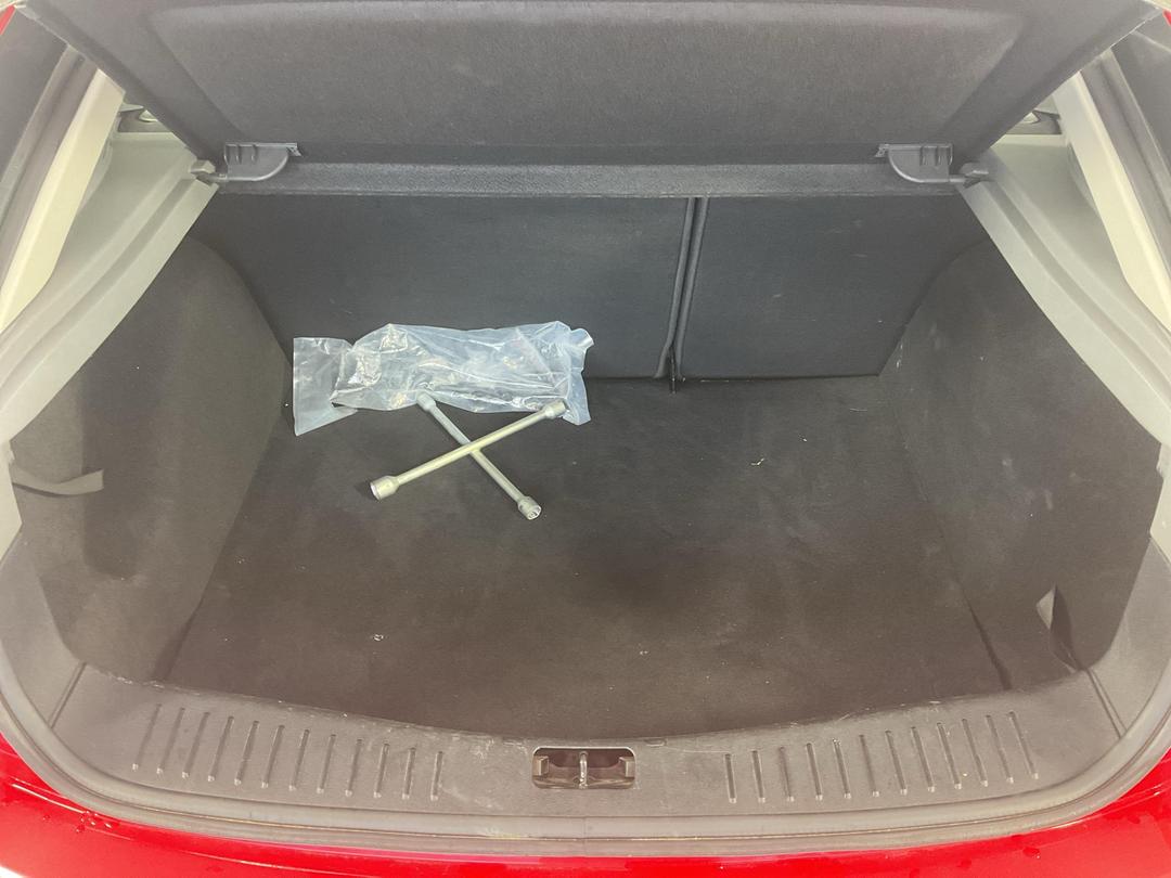 Photo '14' of Ford Focus