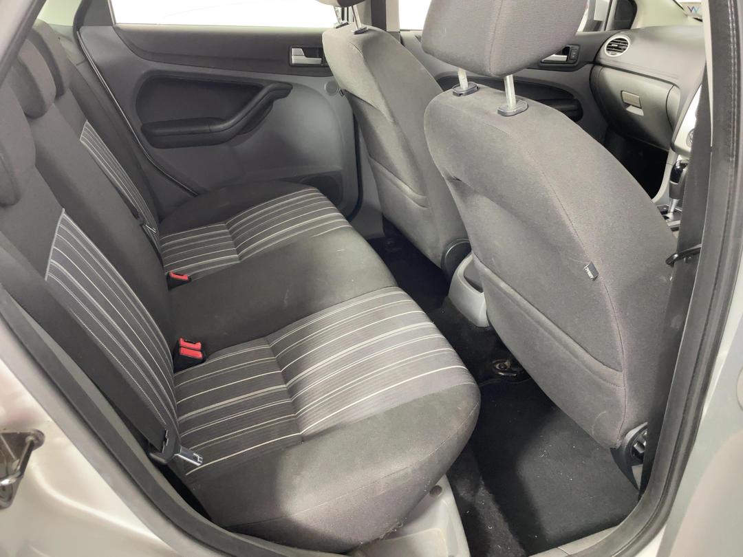 Photo '16' of Ford Focus Zetec