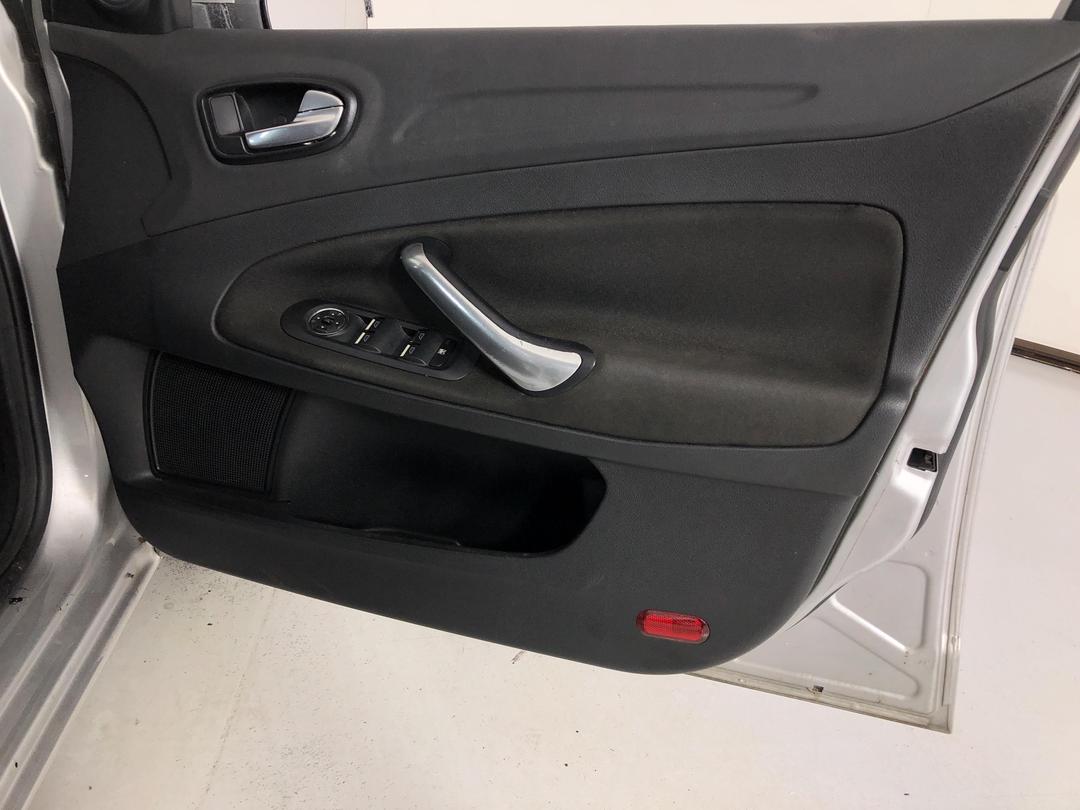 Photo '15' of Ford Mondeo