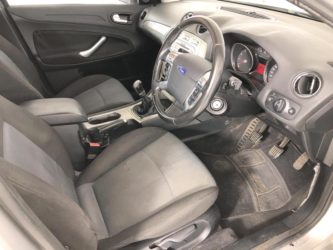 Photo '16' of Ford Mondeo