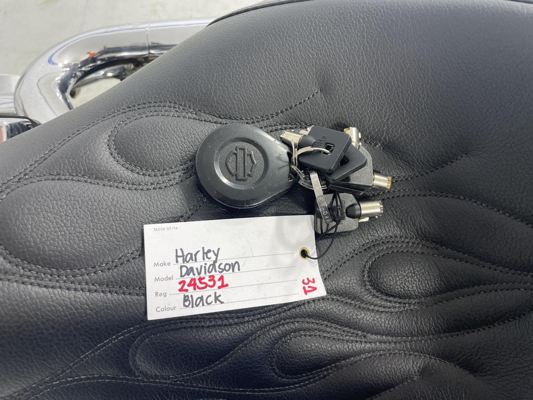 Photo '16' of Harley Davidson FXCWC ROCKER SOFTAIL