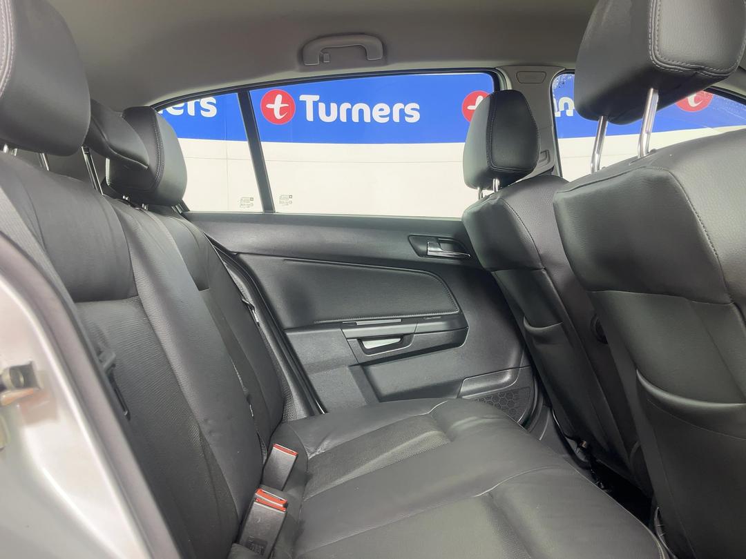 Photo '20' of Holden Astra