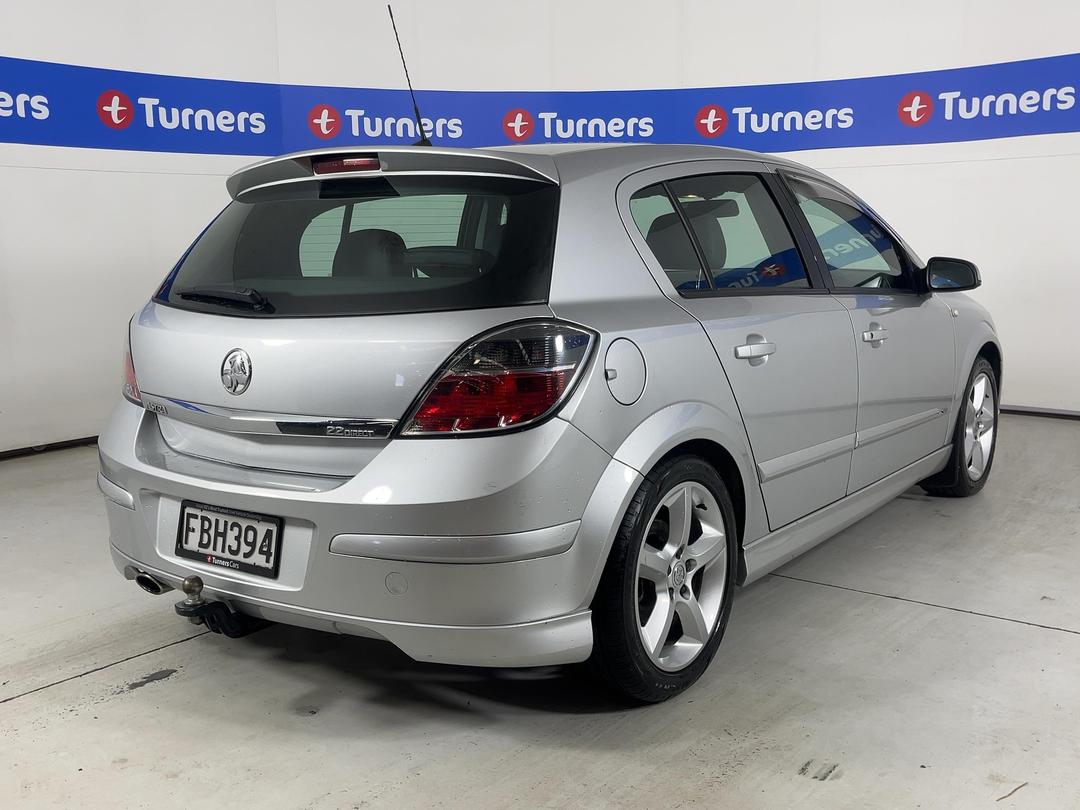 Photo '7' of Holden Astra