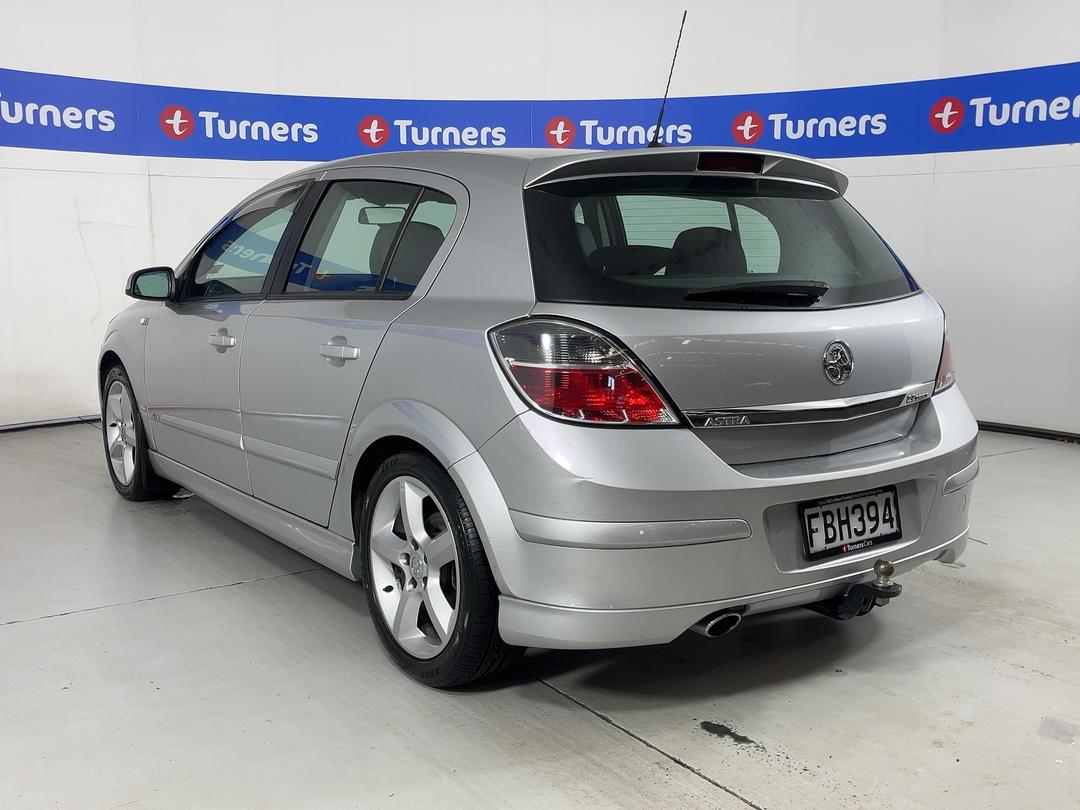 Photo '5' of Holden Astra