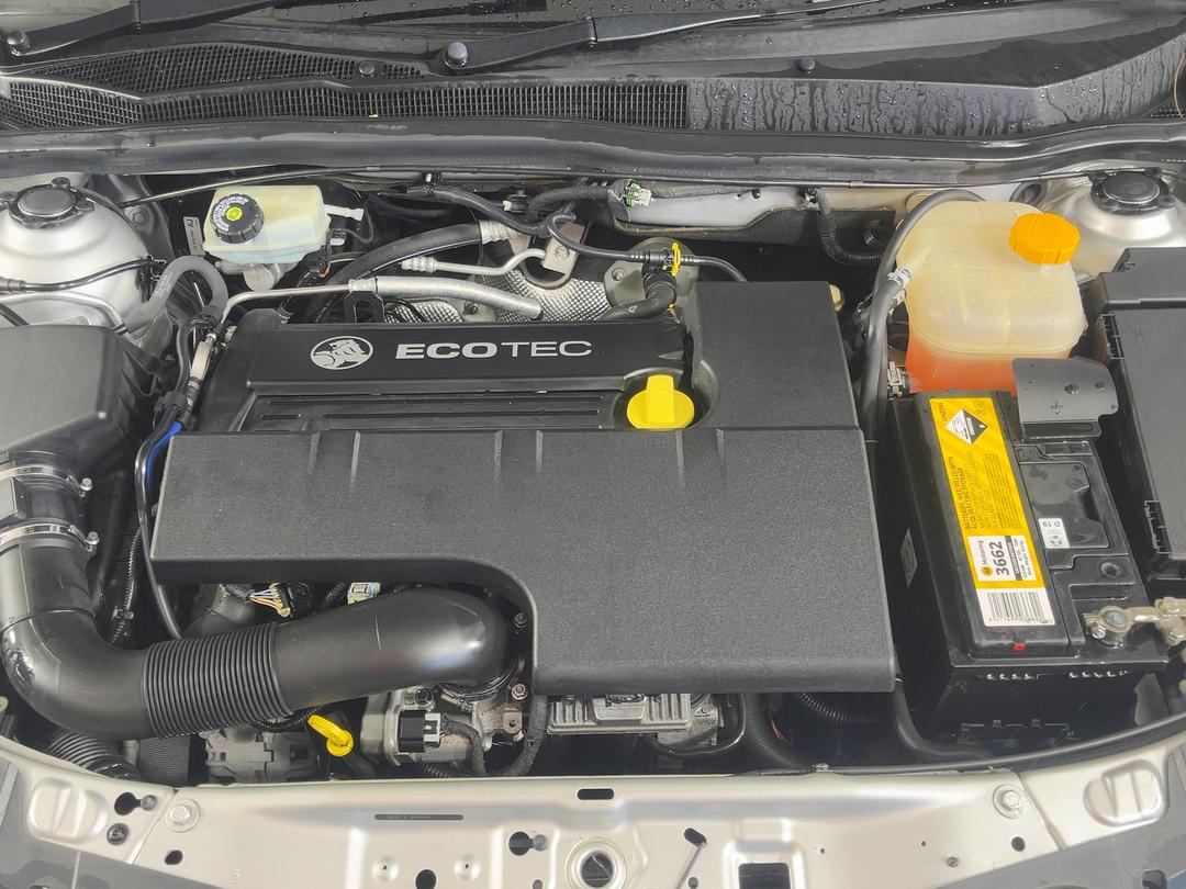 Photo '13' of Holden Astra
