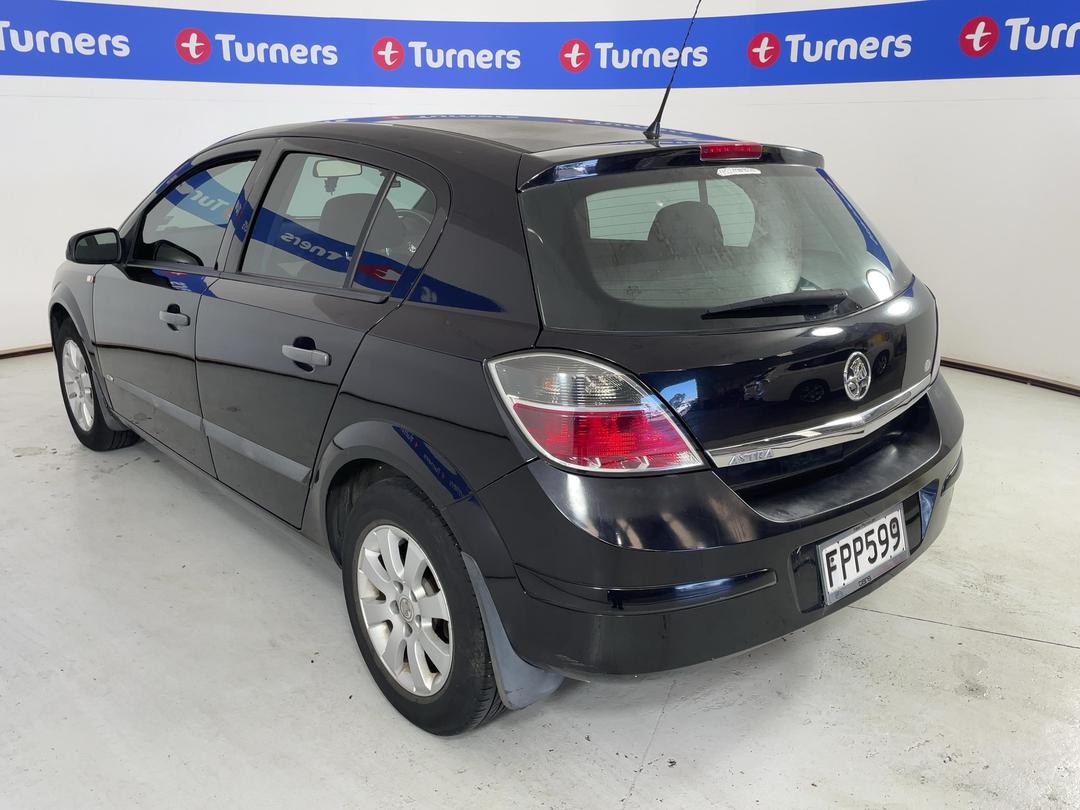Photo '5' of Holden Astra