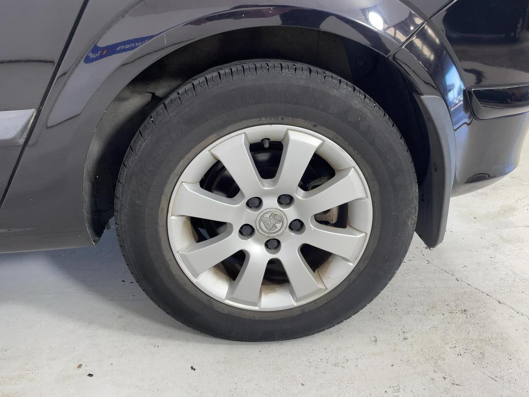 Photo '11' of Holden Astra
