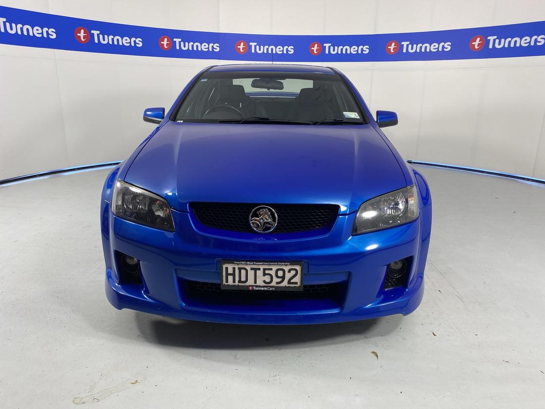 Photo '2' of Holden Commodore