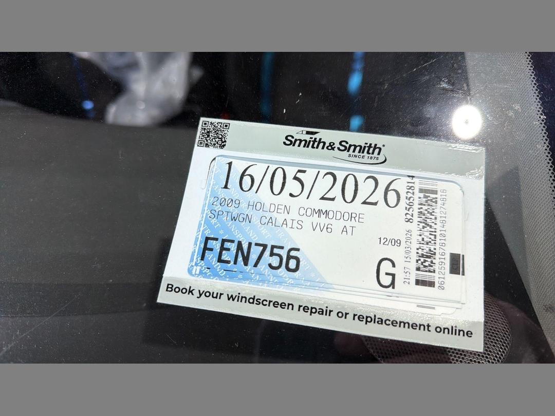 Photo '6' of Holden Commodore Sptwgn Calais VV6