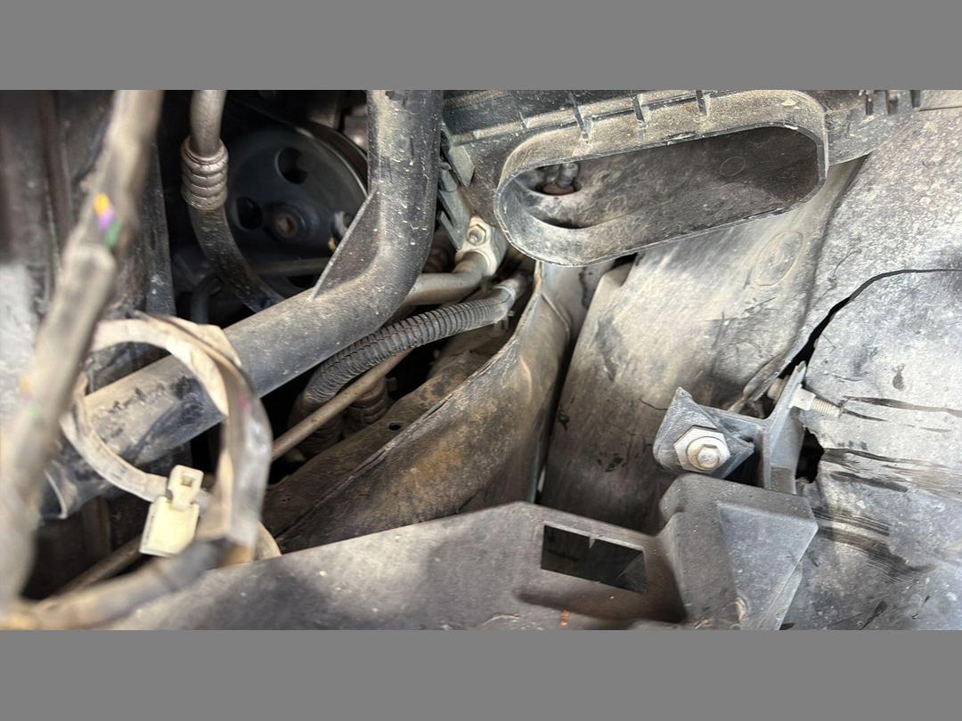 Photo '19' of Holden Commodore Sptwgn Calais VV6