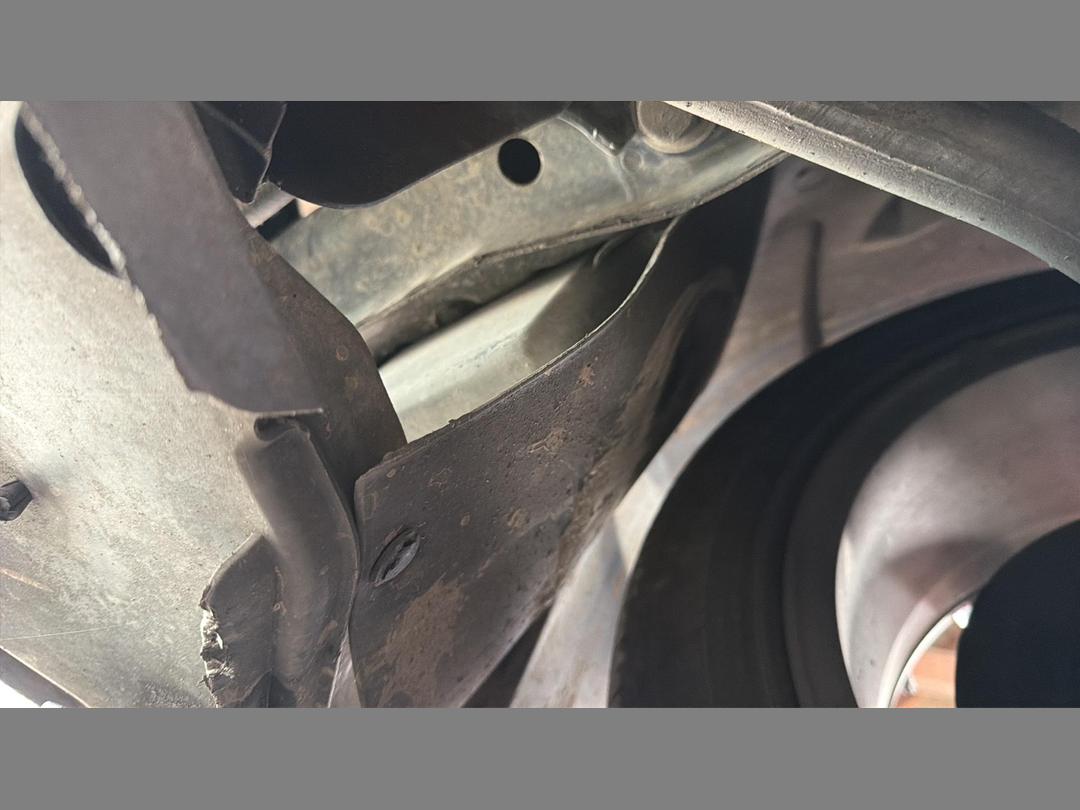 Photo '21' of Holden Commodore Sptwgn Calais VV6