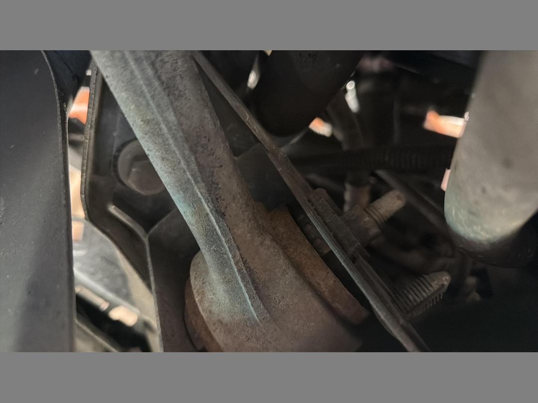 Photo '24' of Holden Commodore Sptwgn Calais VV6