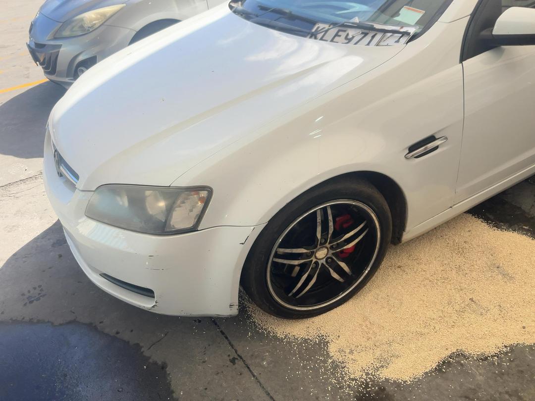 Photo '6' of Holden Commodore Omega Sptwgn Photo '6' of Holden Commodore Omega Sptwgn