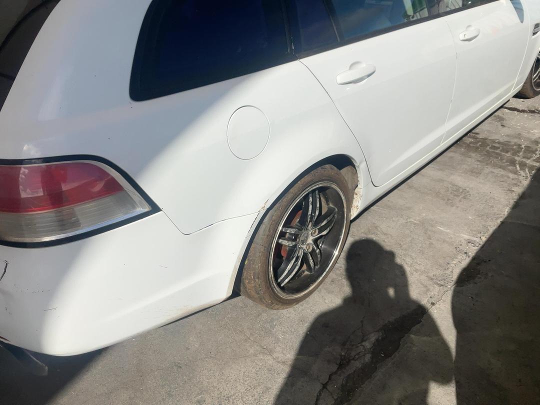 Photo '14' of Holden Commodore Omega Sptwgn Photo '14' of Holden Commodore Omega Sptwgn