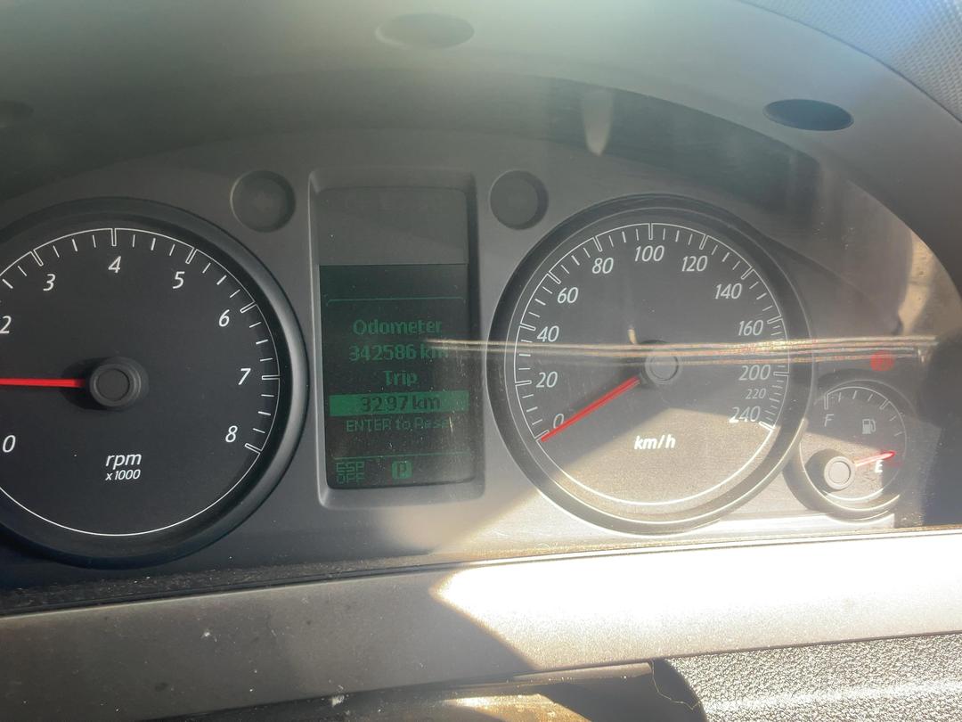 Photo '19' of Holden Commodore Omega Sptwgn Photo '19' of Holden Commodore Omega Sptwgn