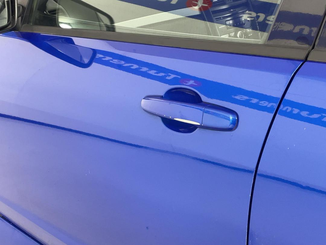 Photo '27' of Holden Commodore
