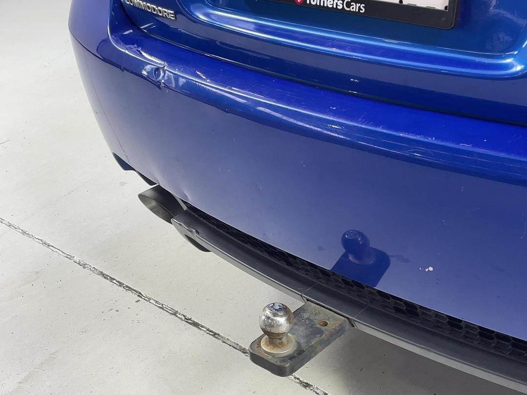 Photo '30' of Holden Commodore