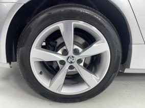 Photo '12' of Holden Commodore
