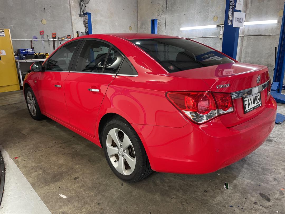 Photo '5' of Holden Cruze CDX