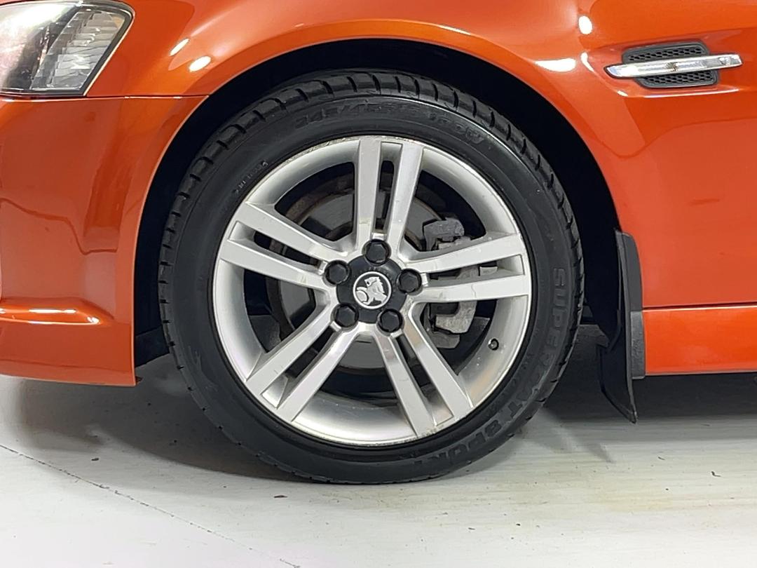 Photo '10' of Holden UTE