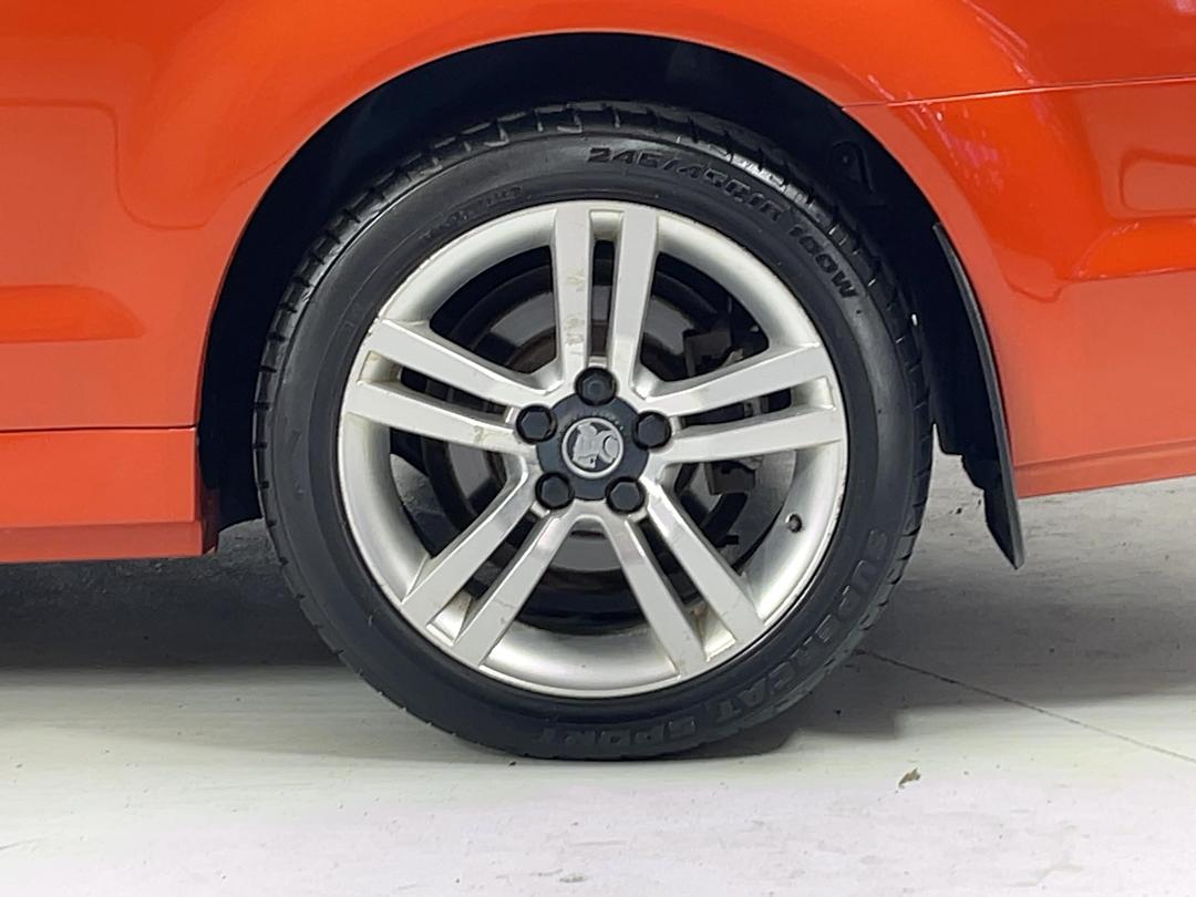 Photo '11' of Holden UTE