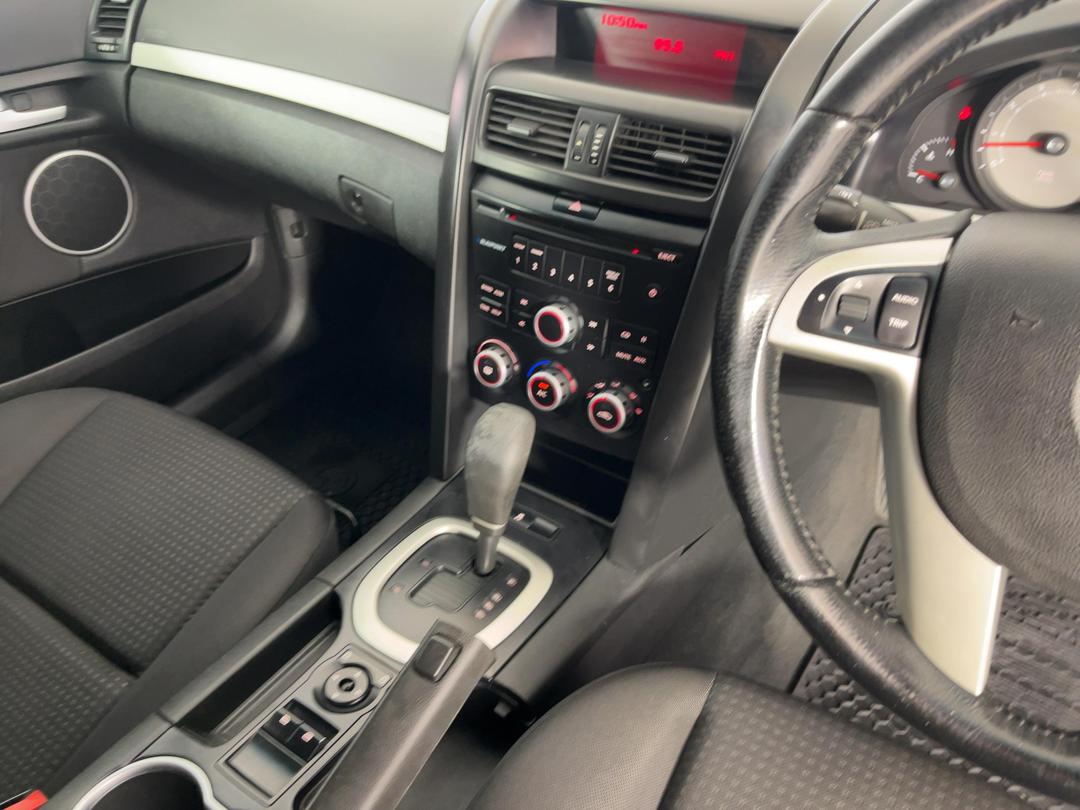 Photo '17' of Holden UTE