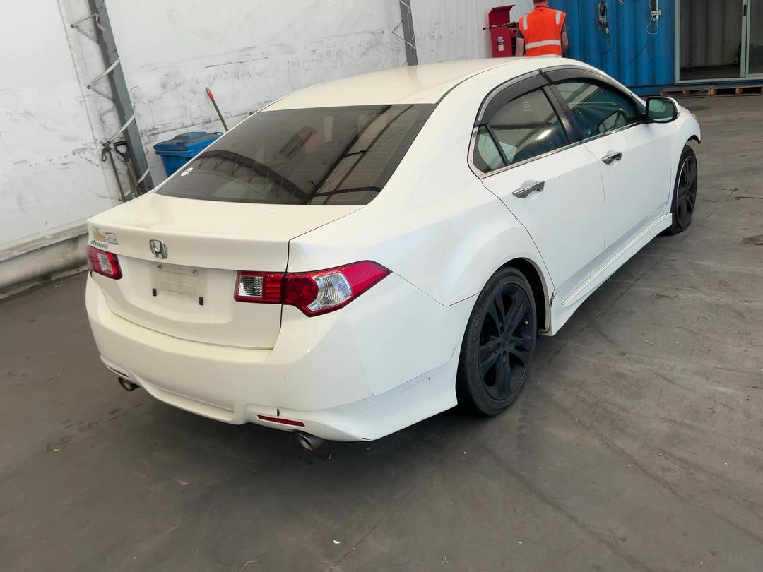 Photo '10' of Honda Accord Photo '10' of Honda Accord