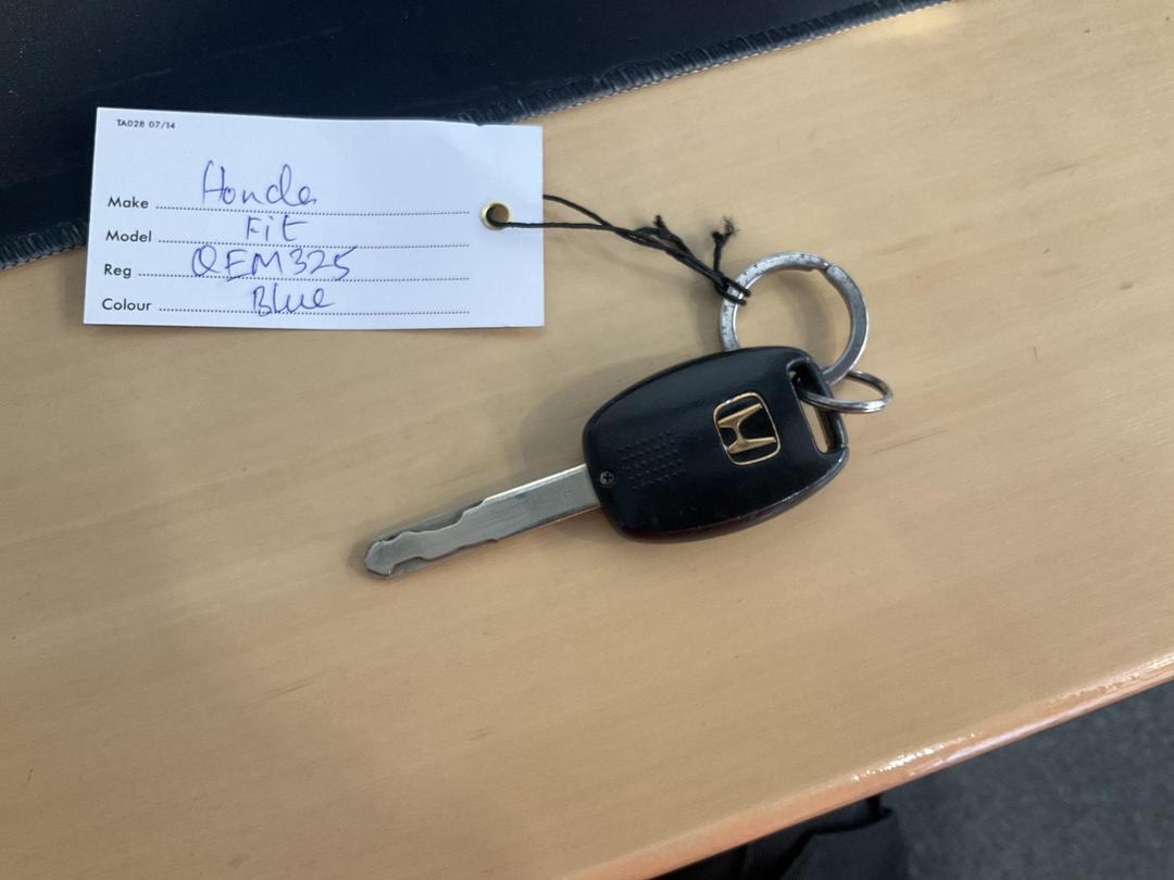 Photo '5' of Honda FIT