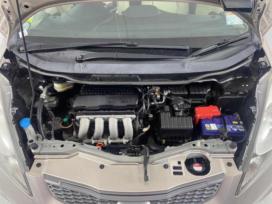 Photo '13' of Honda FIT