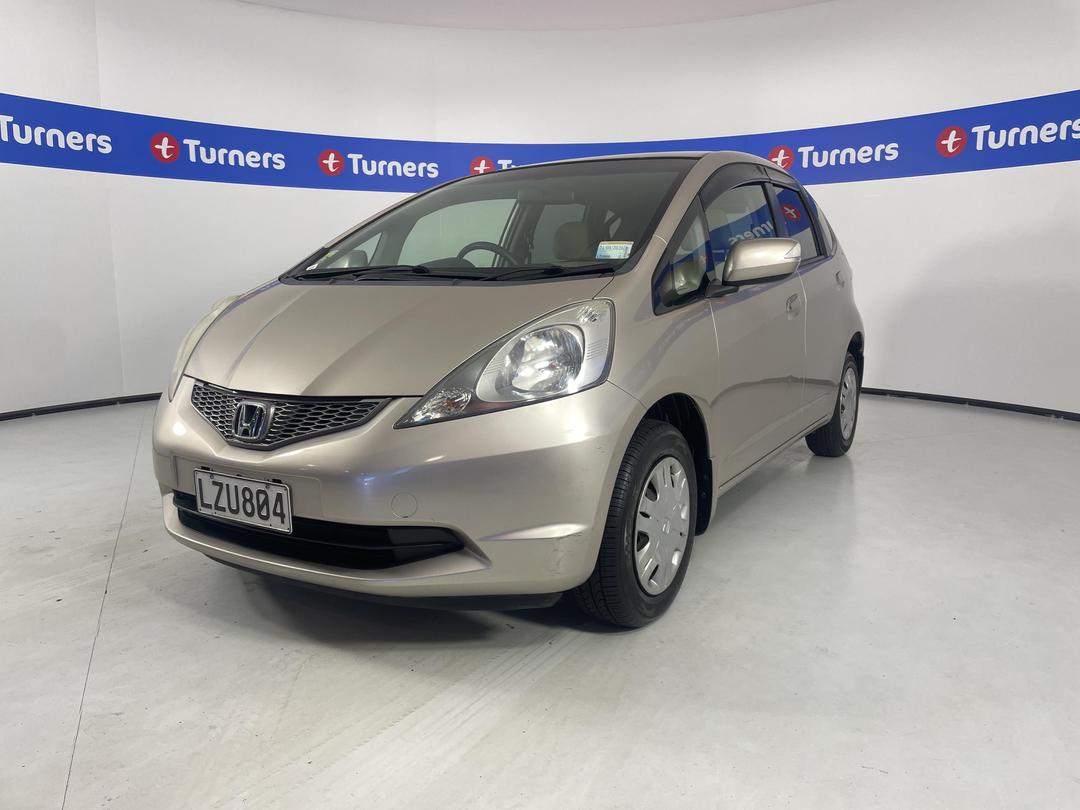 Photo '4' of Honda FIT