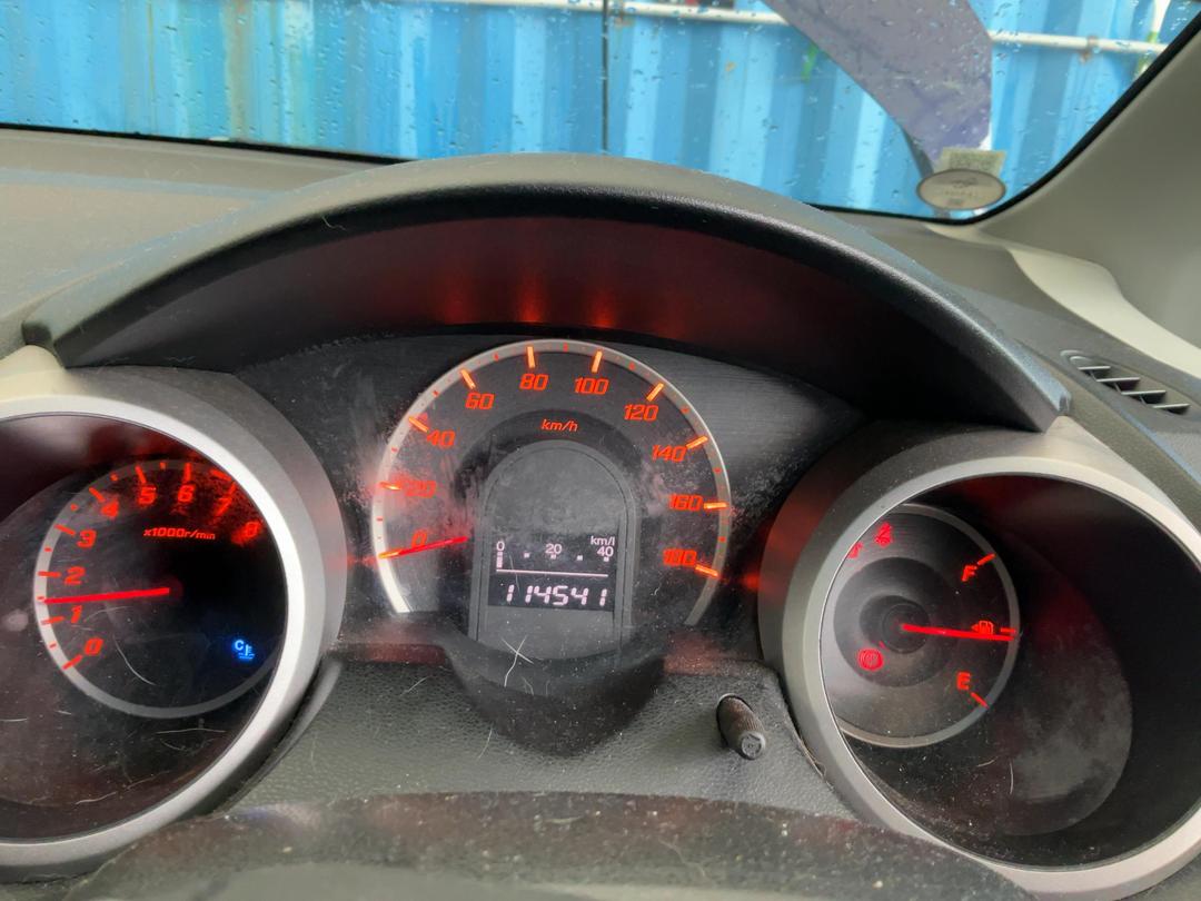 Photo '16' of Honda FIT