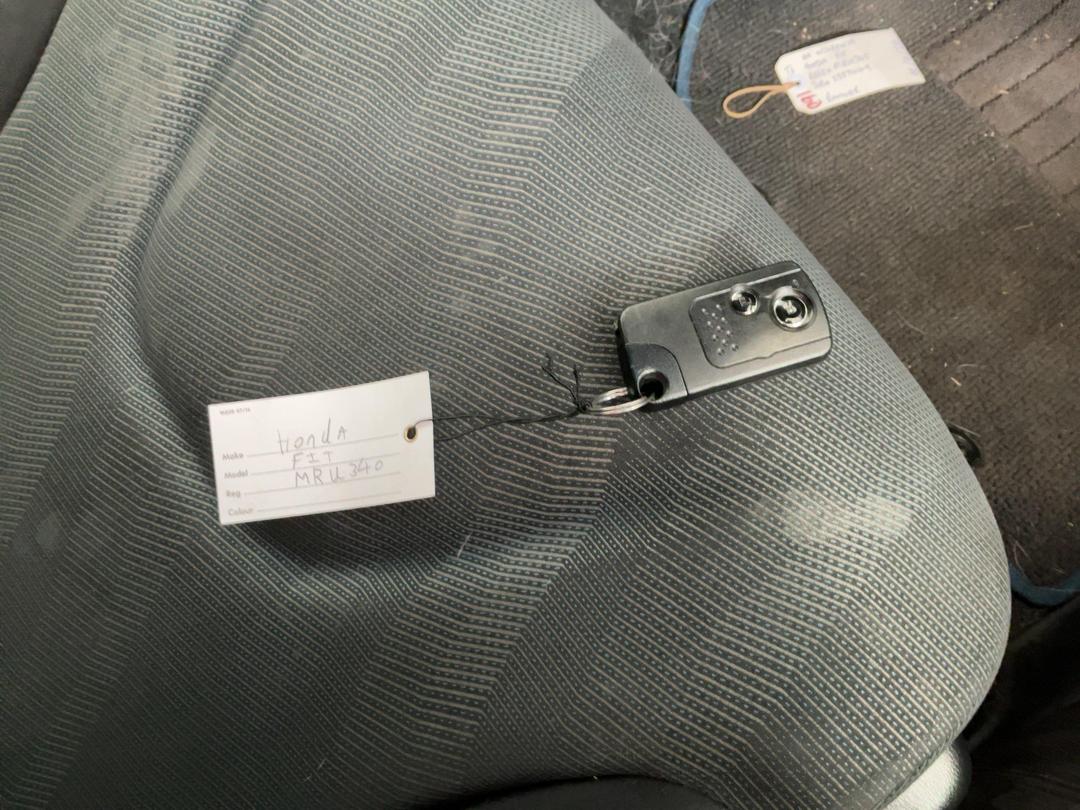 Photo '17' of Honda FIT