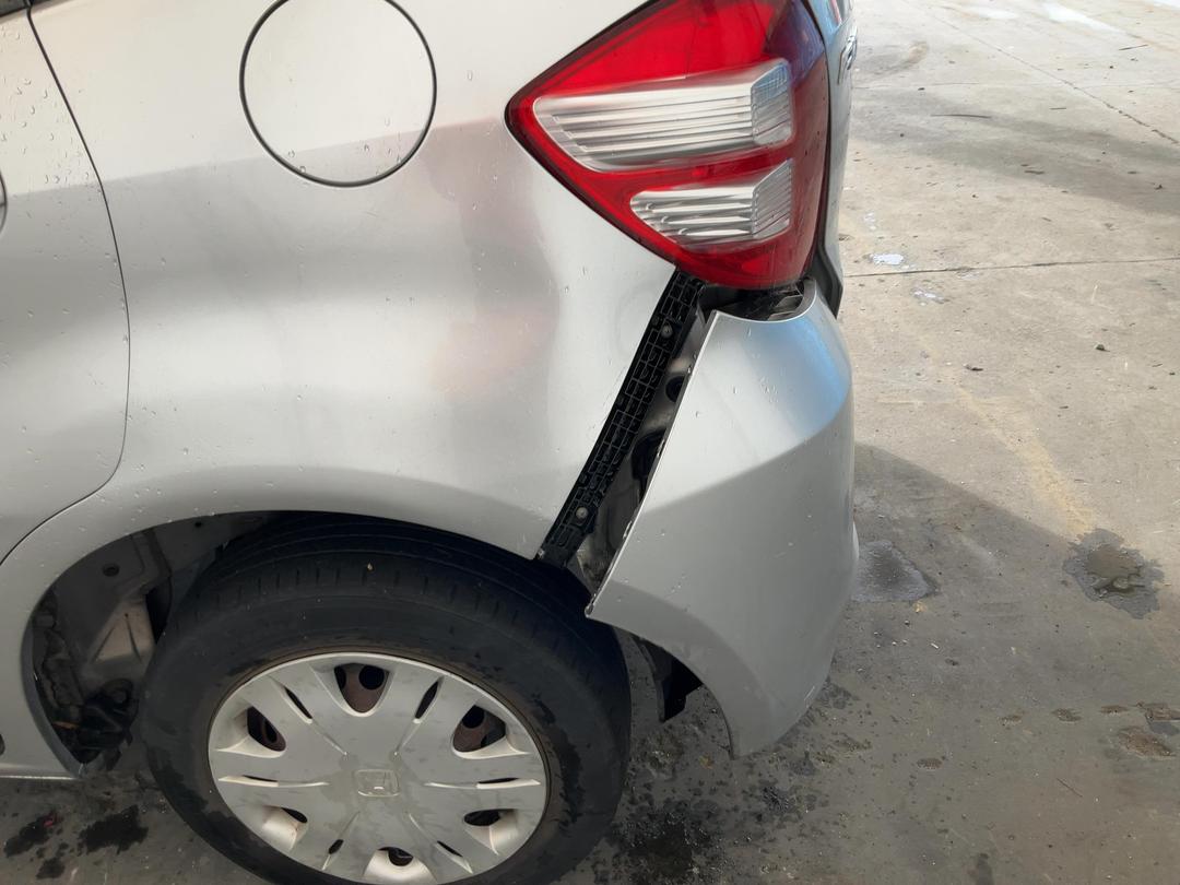 Photo '21' of Honda FIT