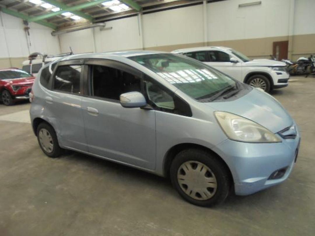 Photo '2' of Honda FIT Photo '2' of Honda FIT