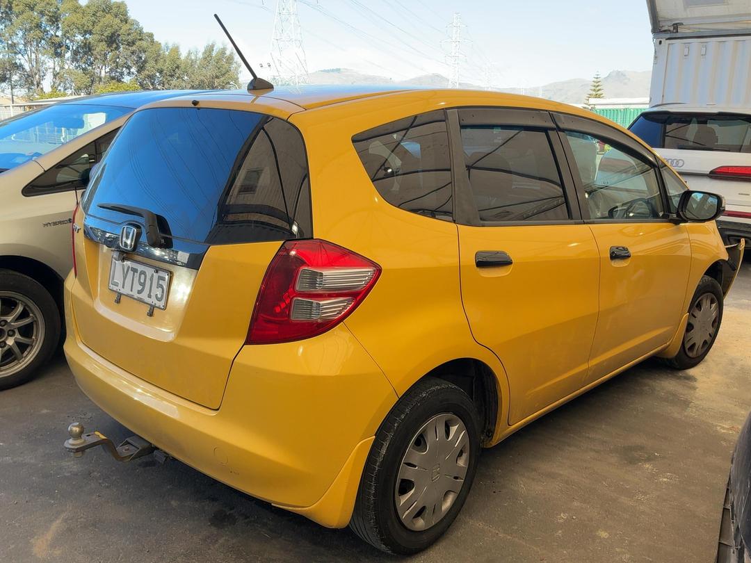 Photo '5' of Honda FIT Photo '5' of Honda FIT