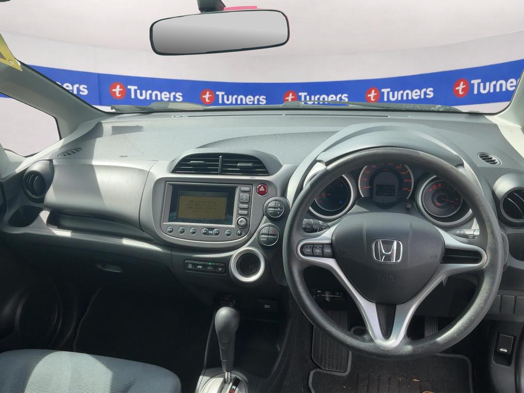Photo '7' of Honda FIT Photo '7' of Honda FIT