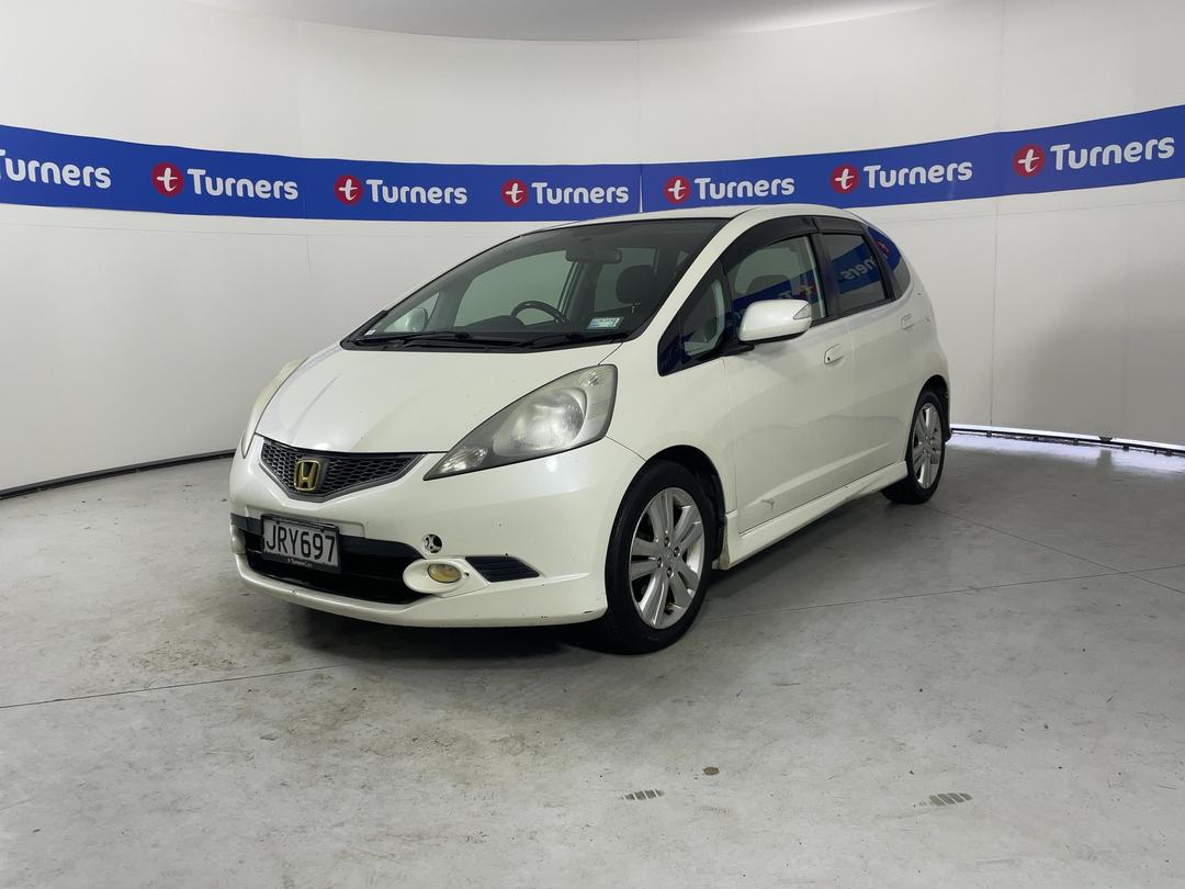 Photo '4' of Honda FIT