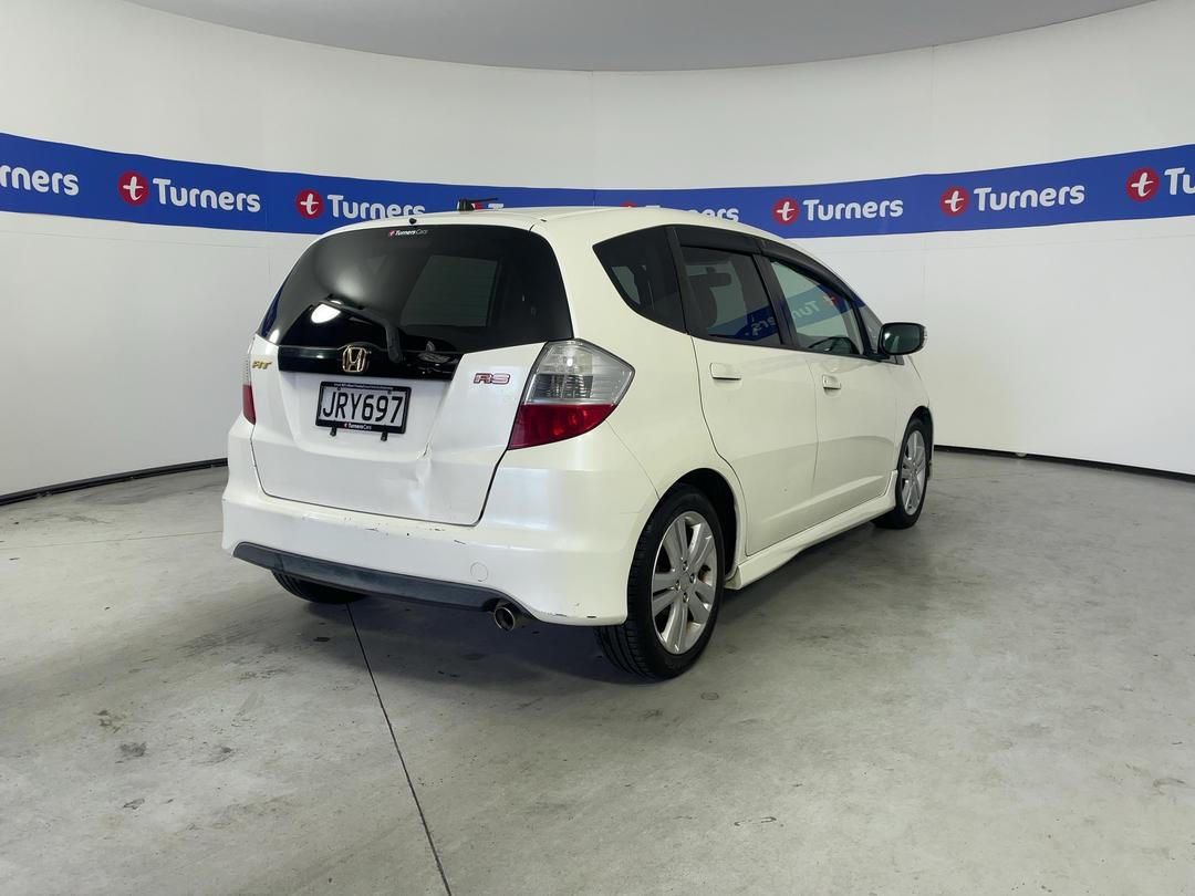 Photo '7' of Honda FIT