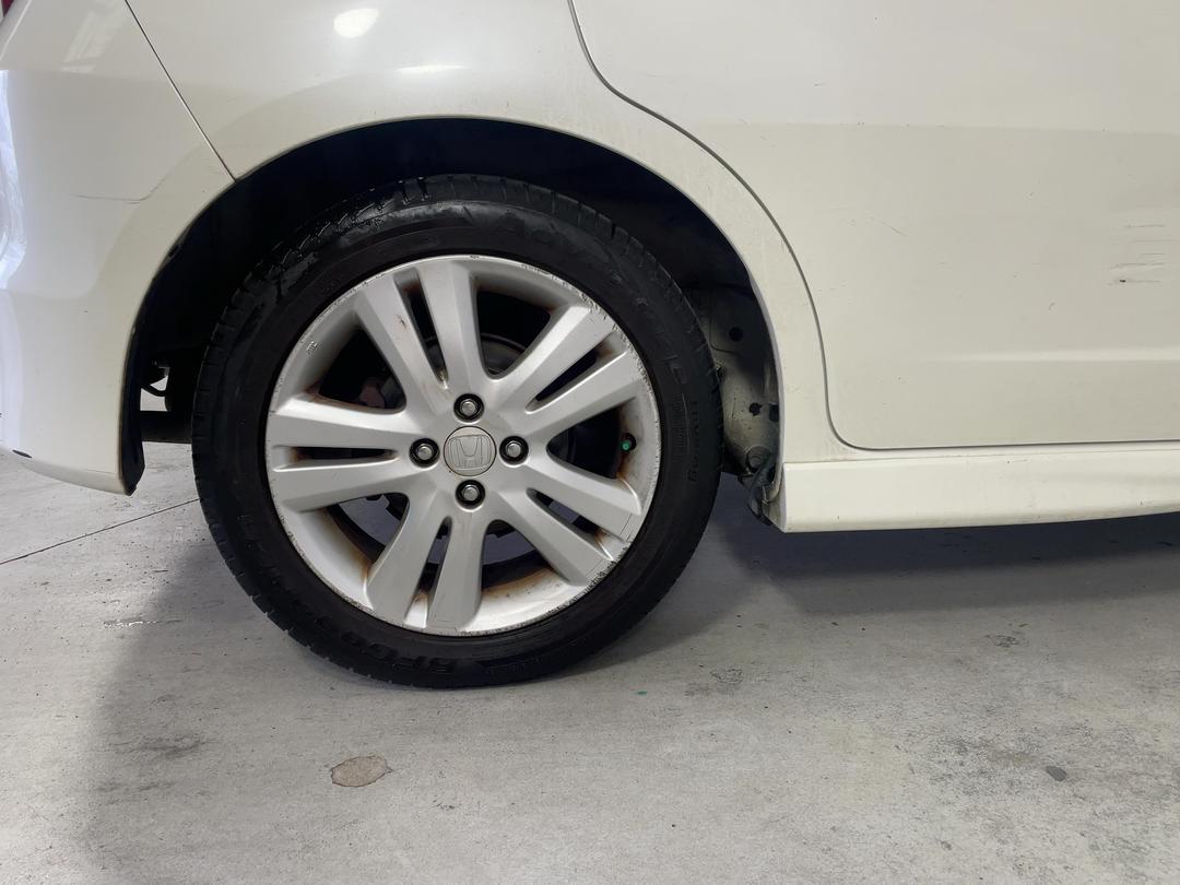 Photo '12' of Honda FIT