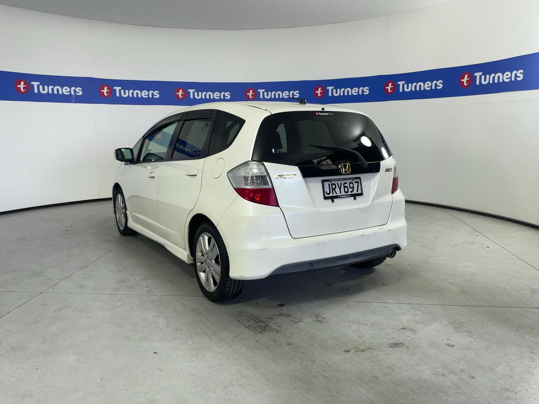 Photo '5' of Honda FIT