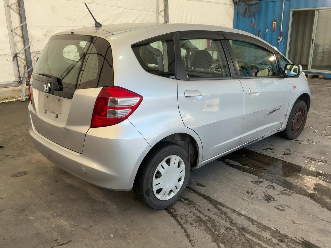 Photo '15' of Honda FIT Photo '15' of Honda FIT